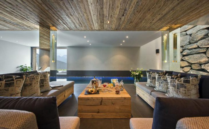 The Alpine Estate, Verbier, Lounge 8